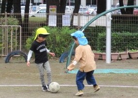 サッカー遊び(1)