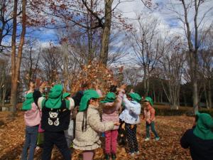 (4)まつぼっくり