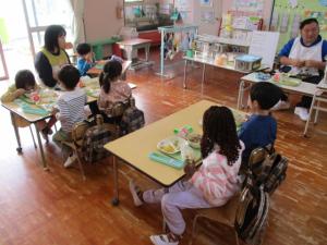 (3)給食