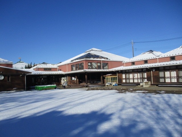 雪の幼稚園