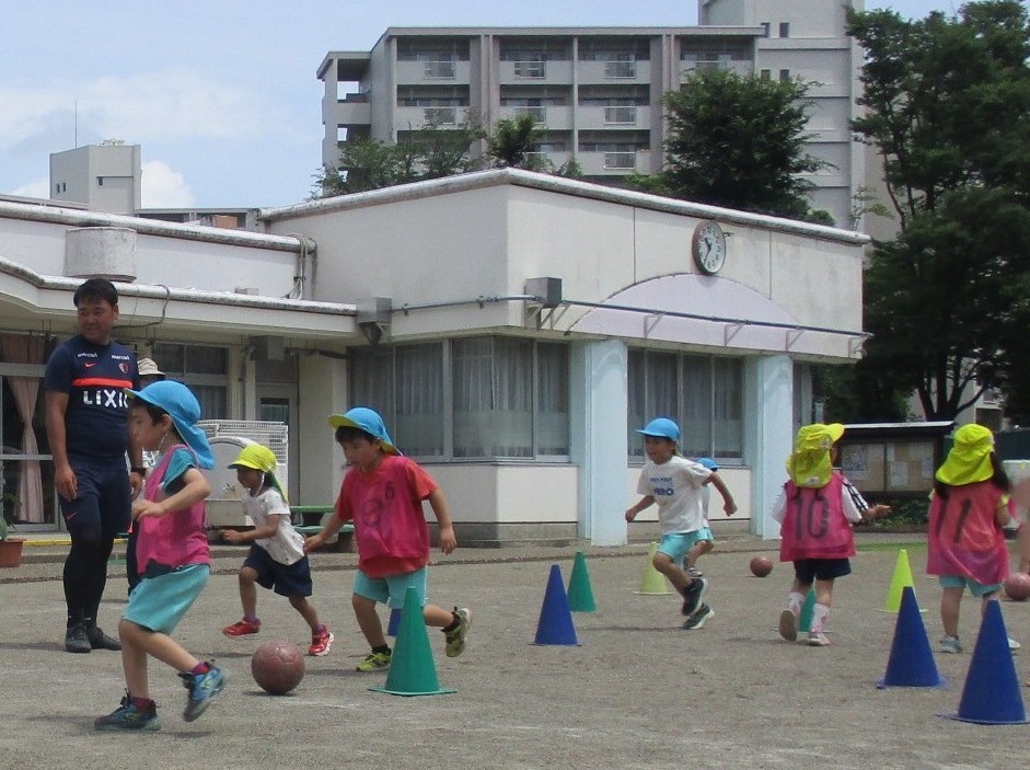 サッカー遊び②