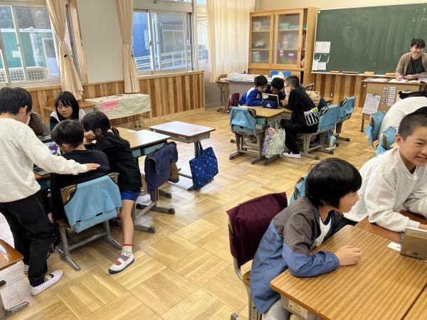 20251104_042624464_iOS