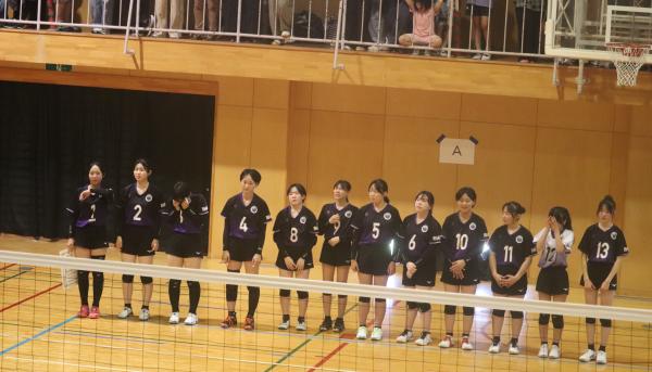 女子バレー
