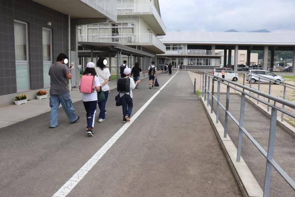 引き渡し