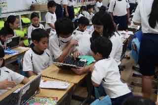 【7年生】1、2年生の学習サポートを行いました