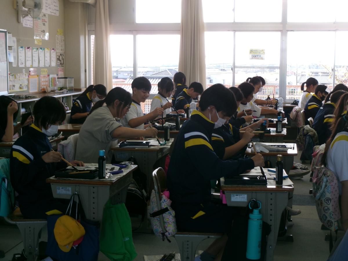 6年生 書写に集中~!