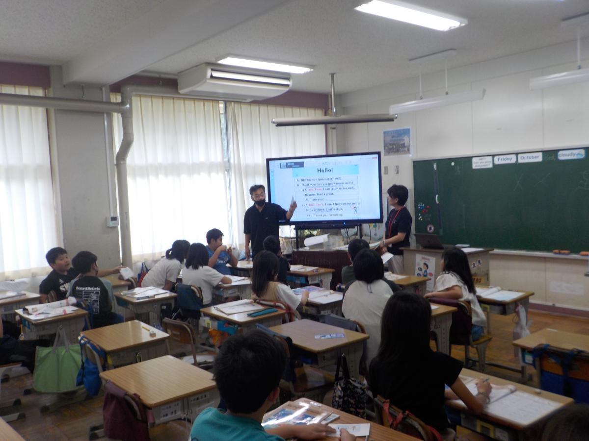 英語のスモールトークの様子