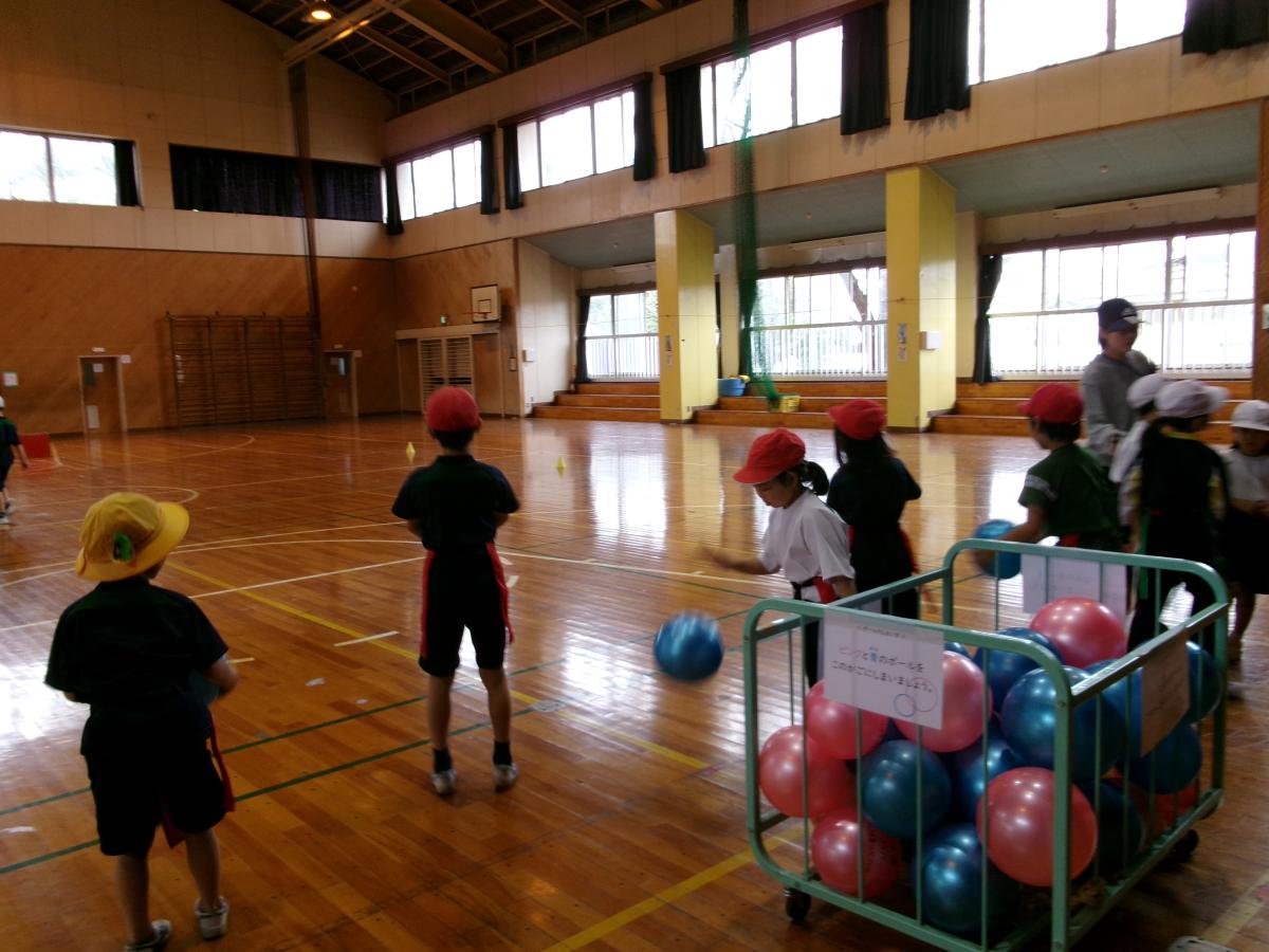 1・2年生の体育とっても楽しそうでした♪
