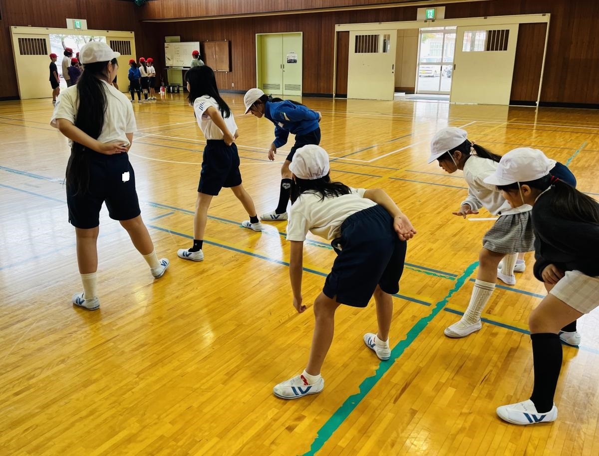 10月15日 5年生にソーラン節を教えてもらいました!