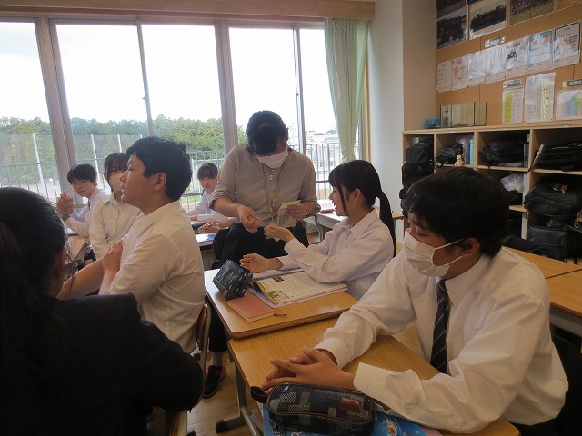 10月17日(金) 今日のsmall talk のお題は? 9年生 英語