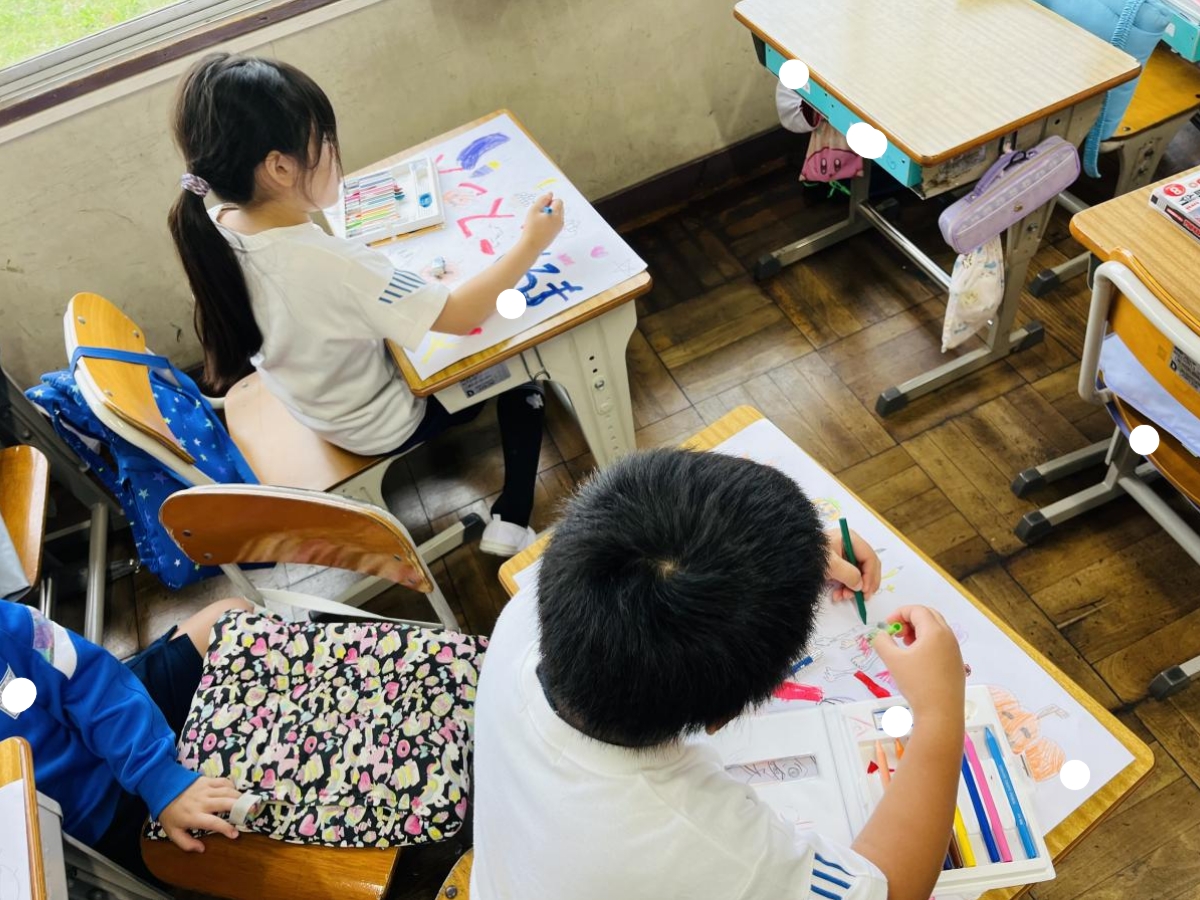 10月20日 1年生とのあきまつりに向けて準備がんばっています!