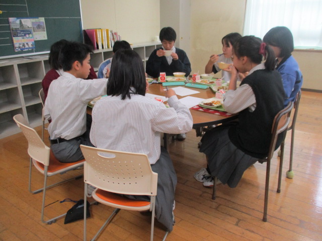 10月21日(火)ランチミーティング