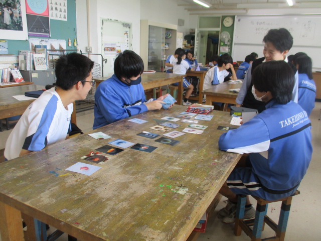 10月22日(水)8年生 美術