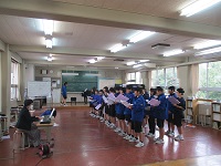 合唱の練習 7年生 10月24日