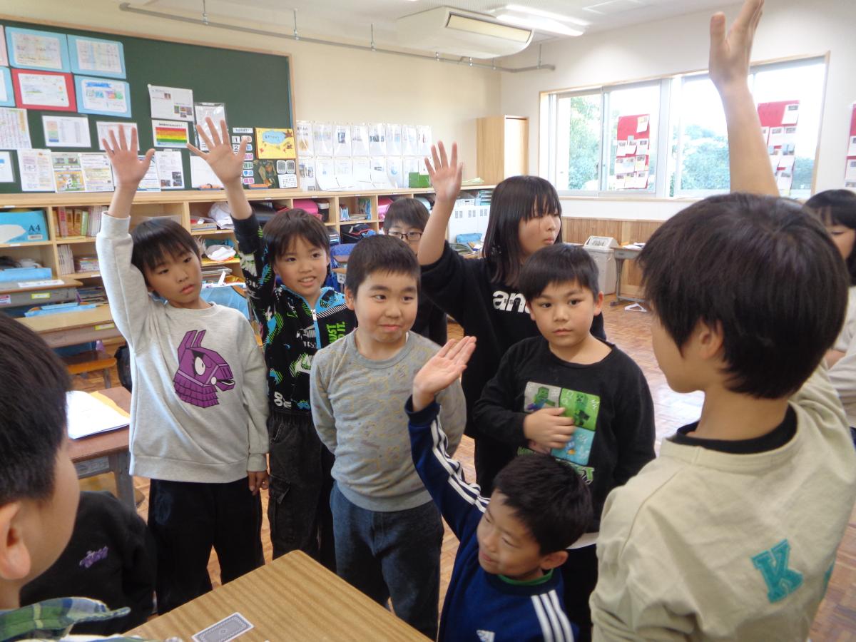 ハロウィンパーティーを開催しました