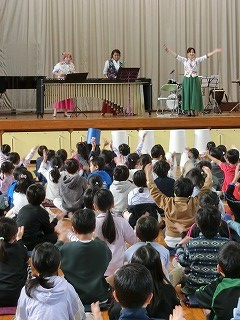 カラフルサインの皆さんによる芸術鑑賞会が行われました