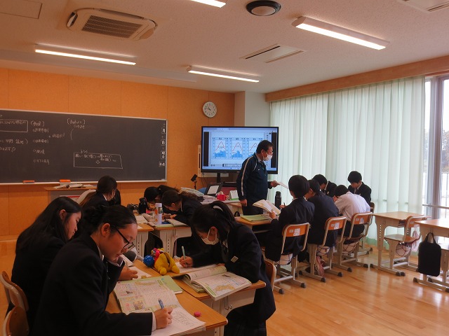 11月11日(火) 東北地方をながめて 8年生 社会