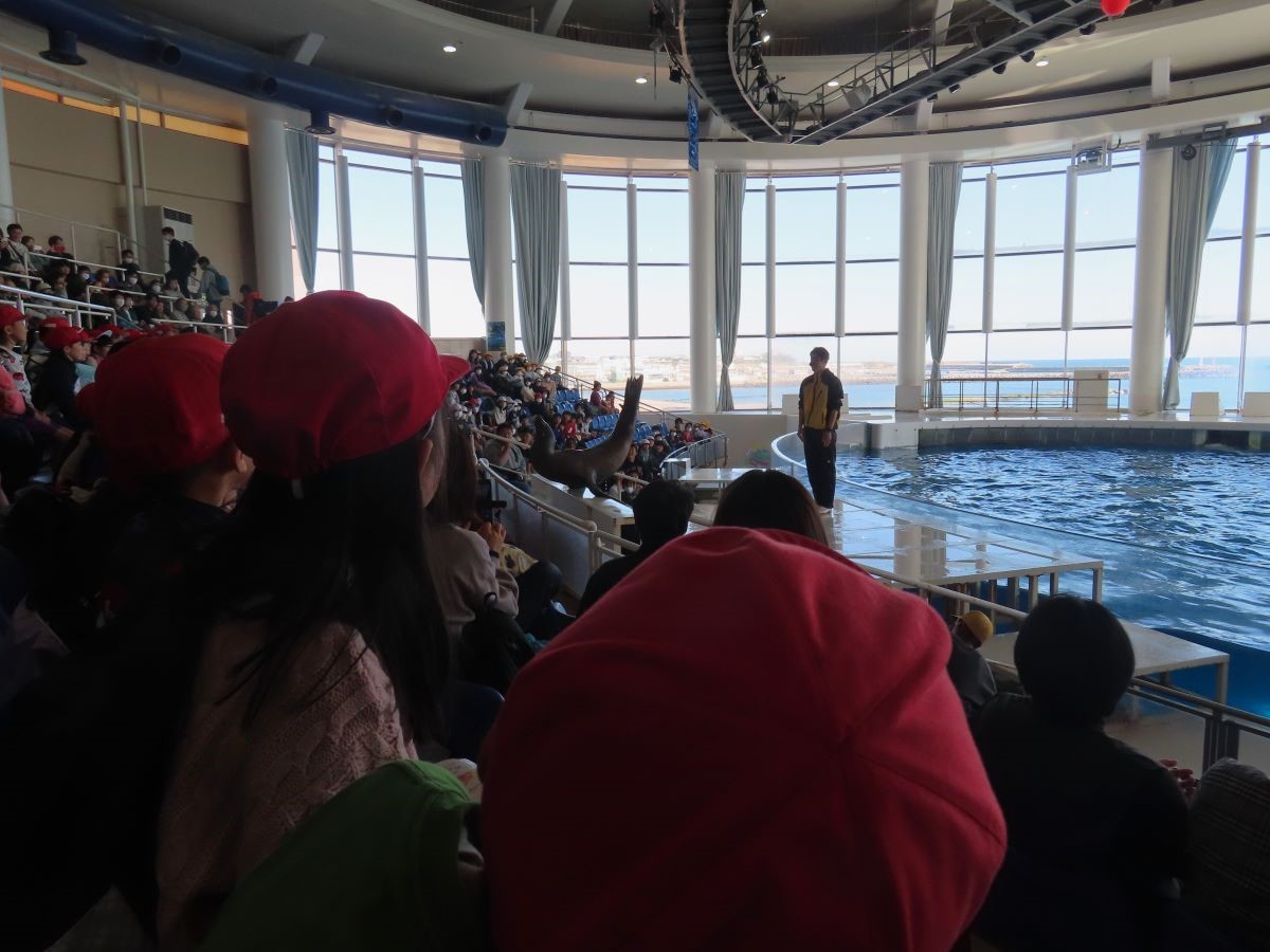 2年生が校外学習に行ってきました