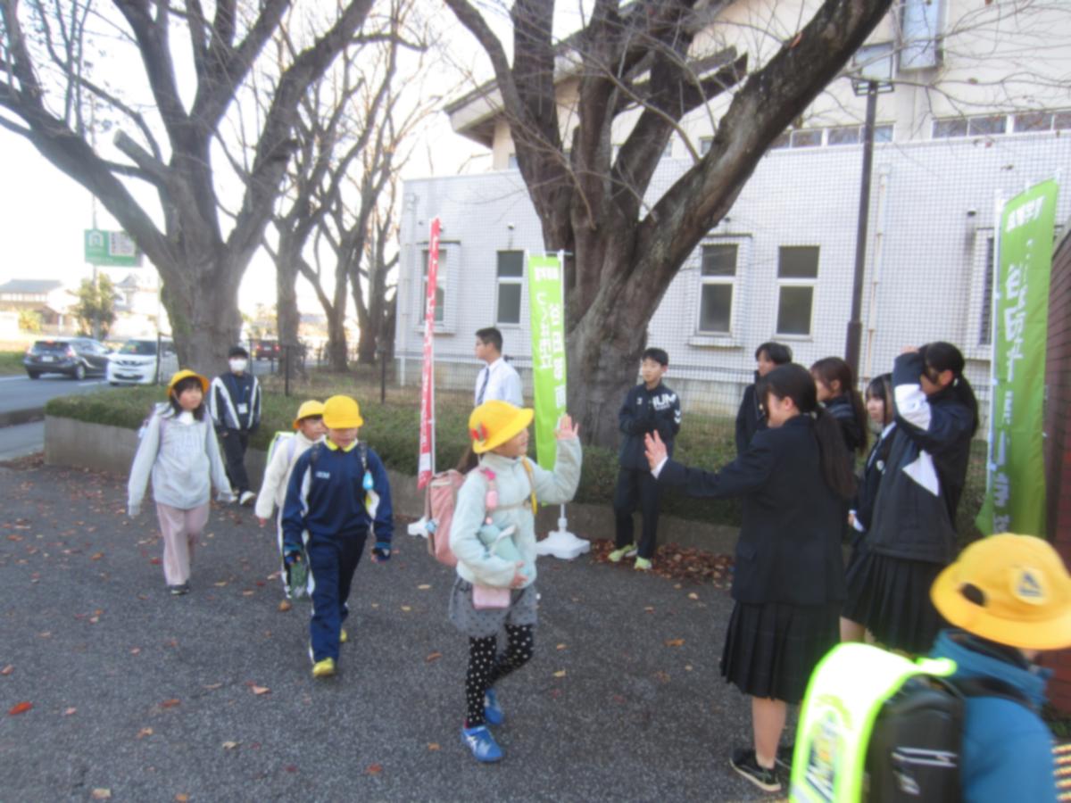 小中合同マナーアップあいさつ運動