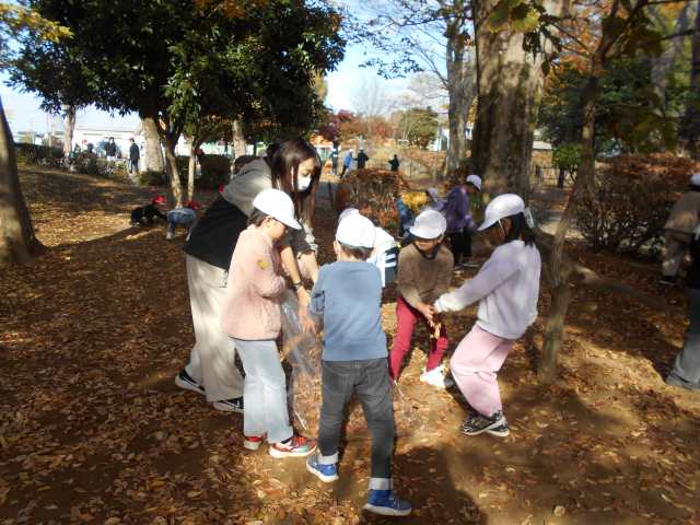 本日のGタイム 落ち葉集め