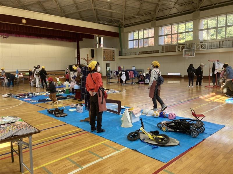 1122 風の会バザー