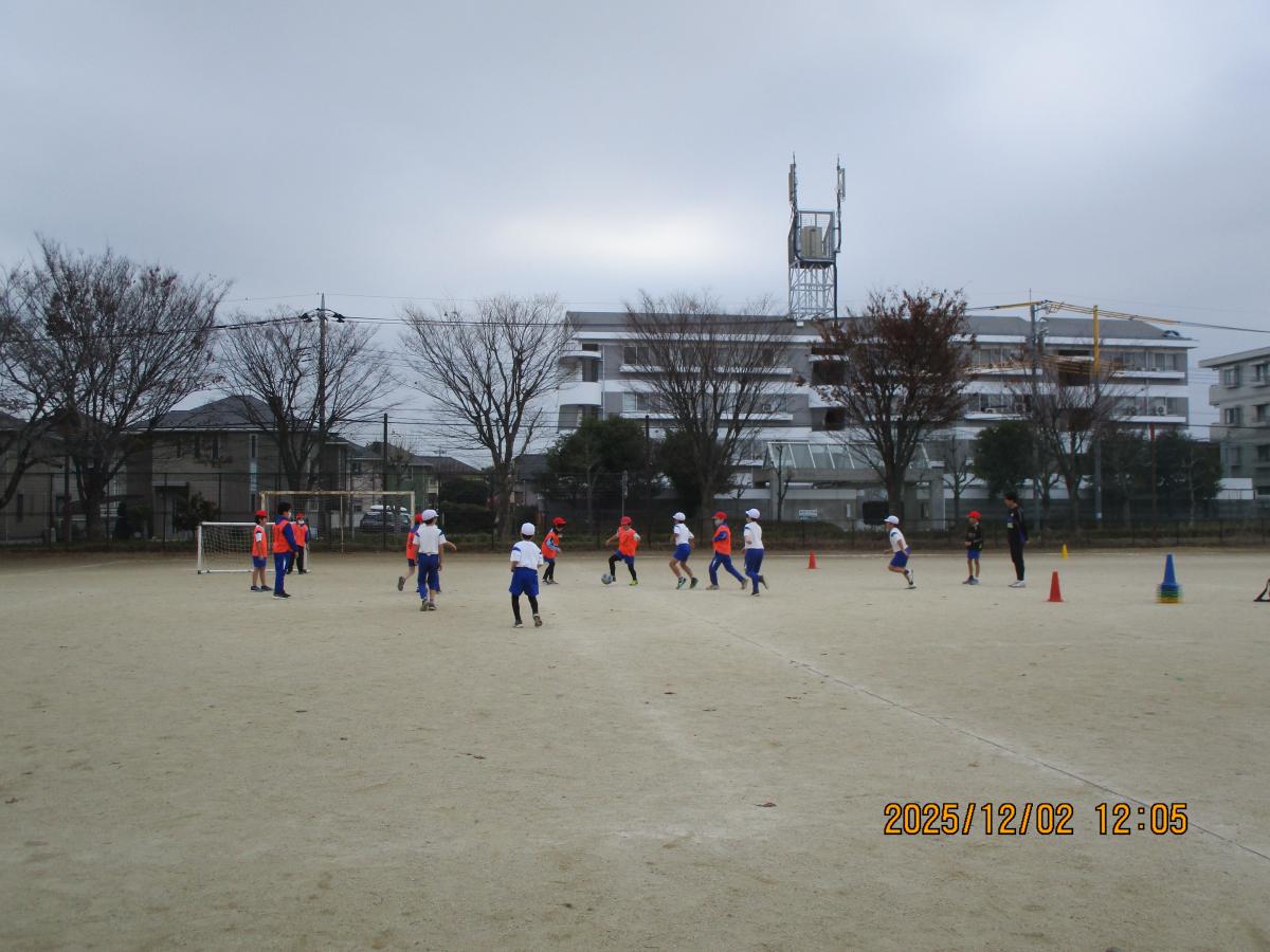 【4年生】つくばFCによるサッカー教室