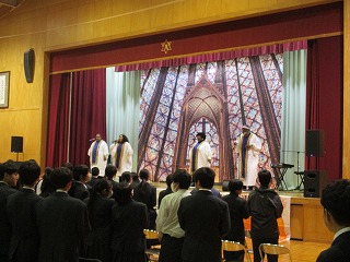 12/2(火)芸術鑑賞会を行いました。