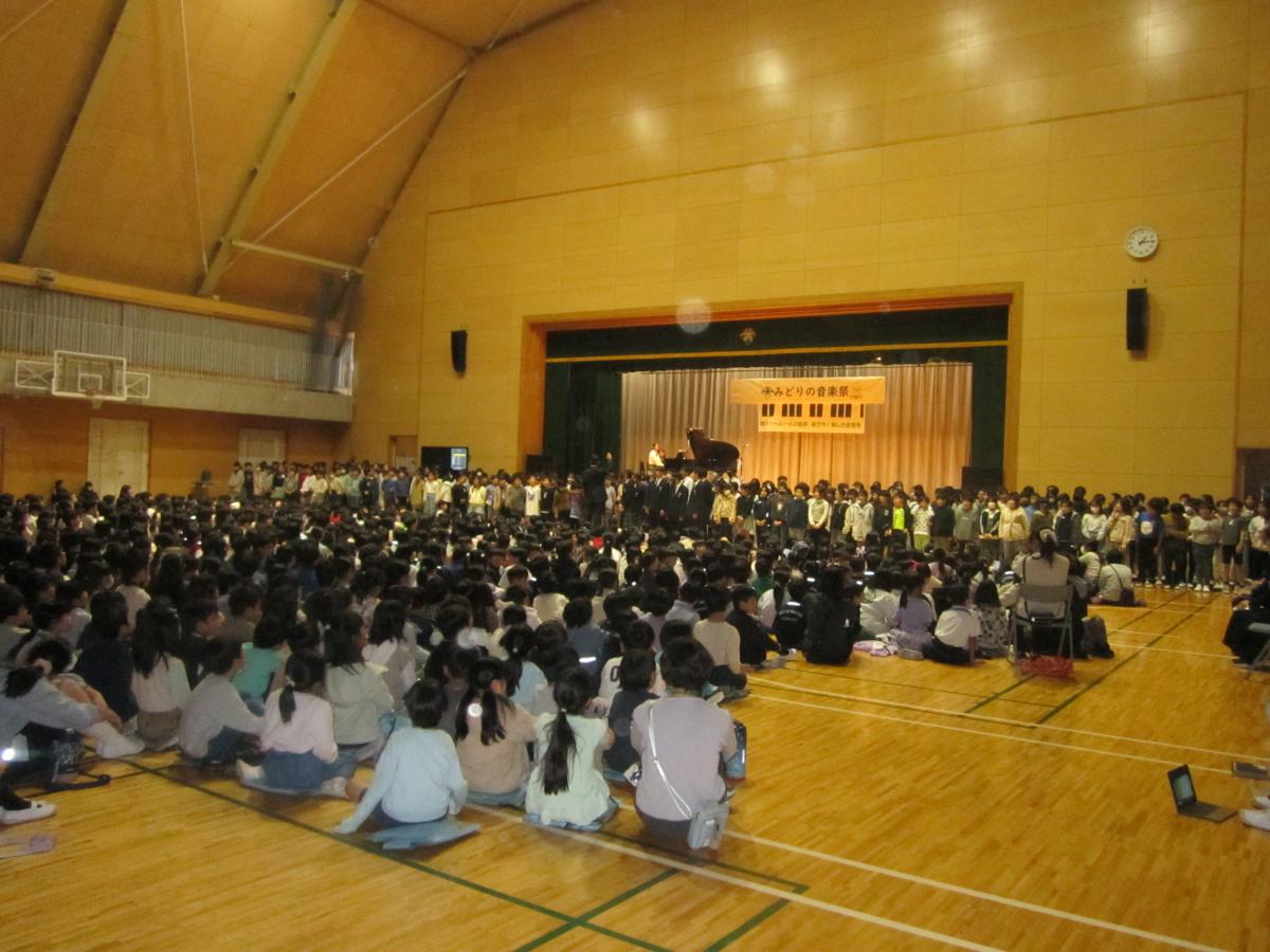 みどりの芸術祭が行われました