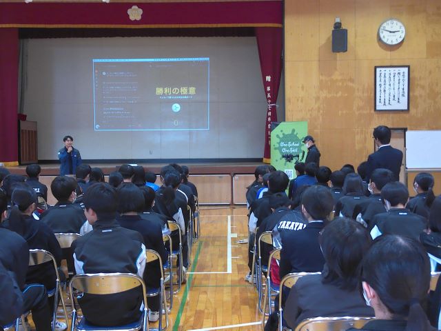 8年生 技能オリンピックメダリスト講演会が行われました