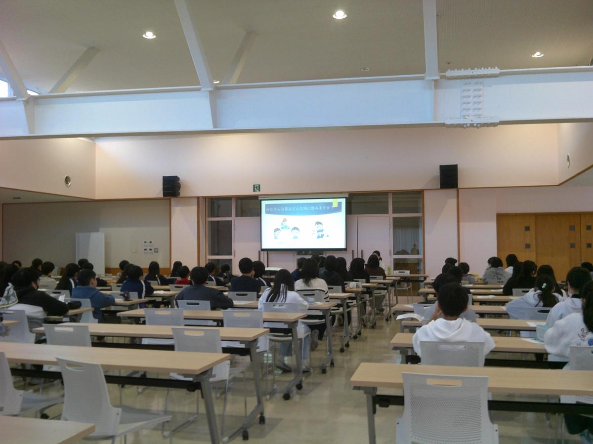 薬物乱用防止教室が行われました(6年)