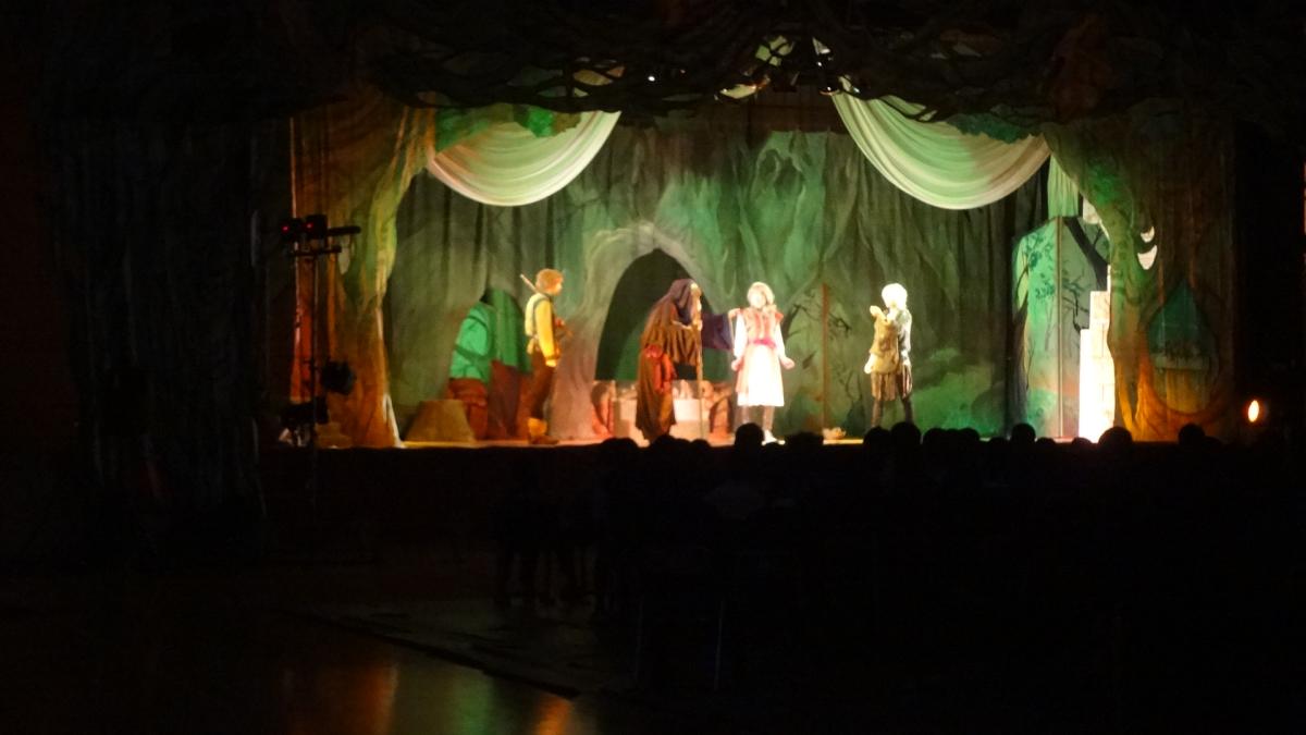 12月16日(火)7年 芸術鑑賞会