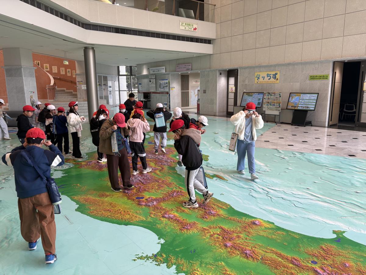【3年生】 国土地理院への社会科見学