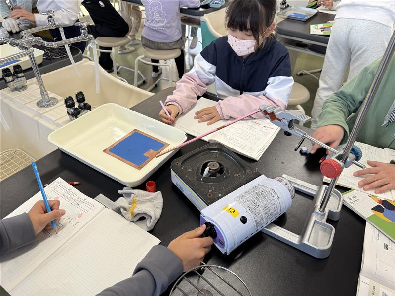 金属ってどうあたたまるの?