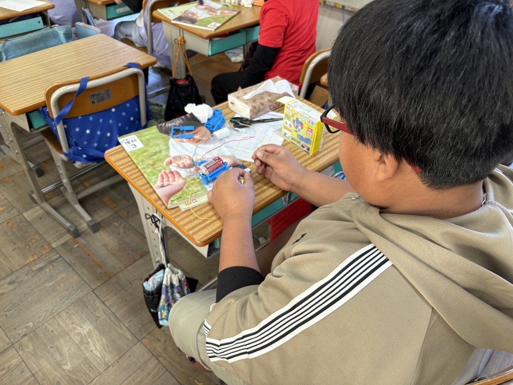 【3年生】 理科の実験に取り組みました!!