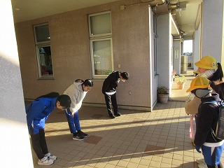 あいさつの声を元気にしよう作戦