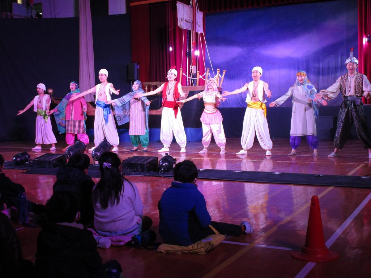 芸術鑑賞会「シンドバットの大冒険」