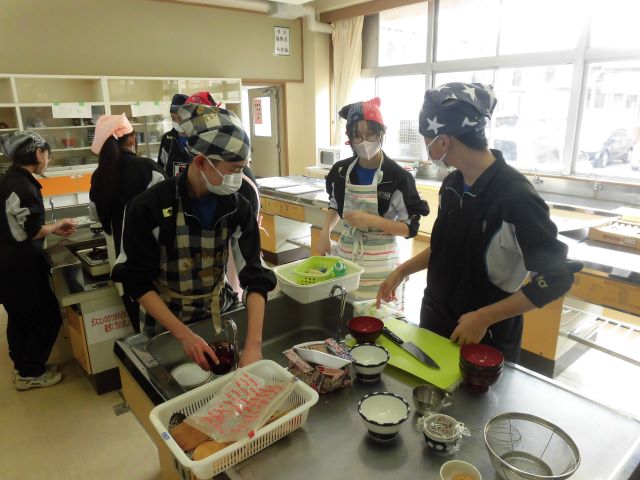 8-A 調理実習!
