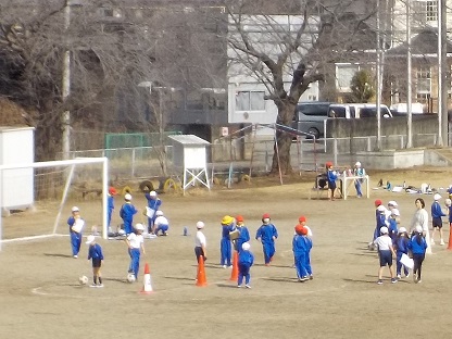 2年生 寒さに負けず