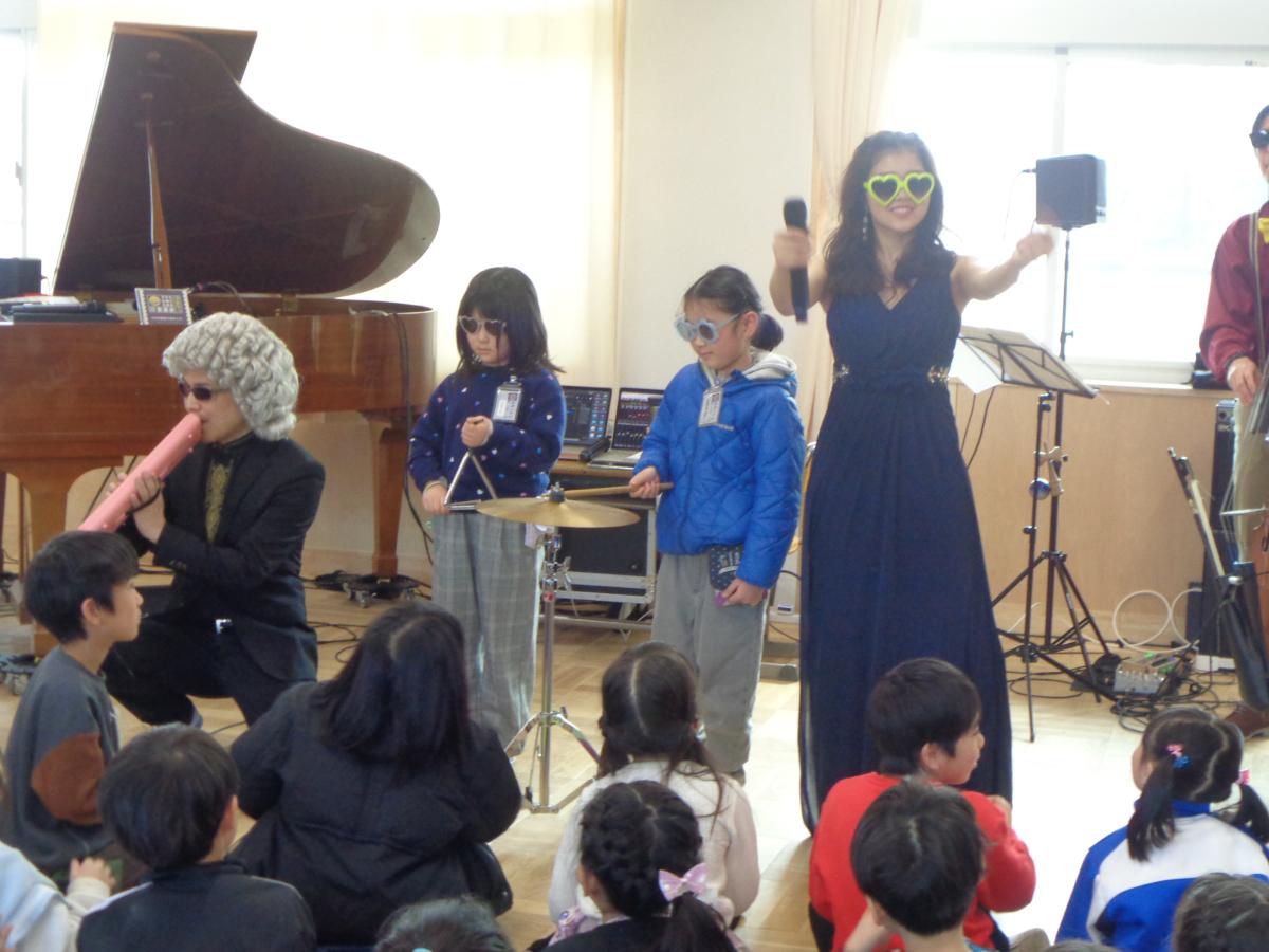 「タネも仕掛けもある音楽会」がありました