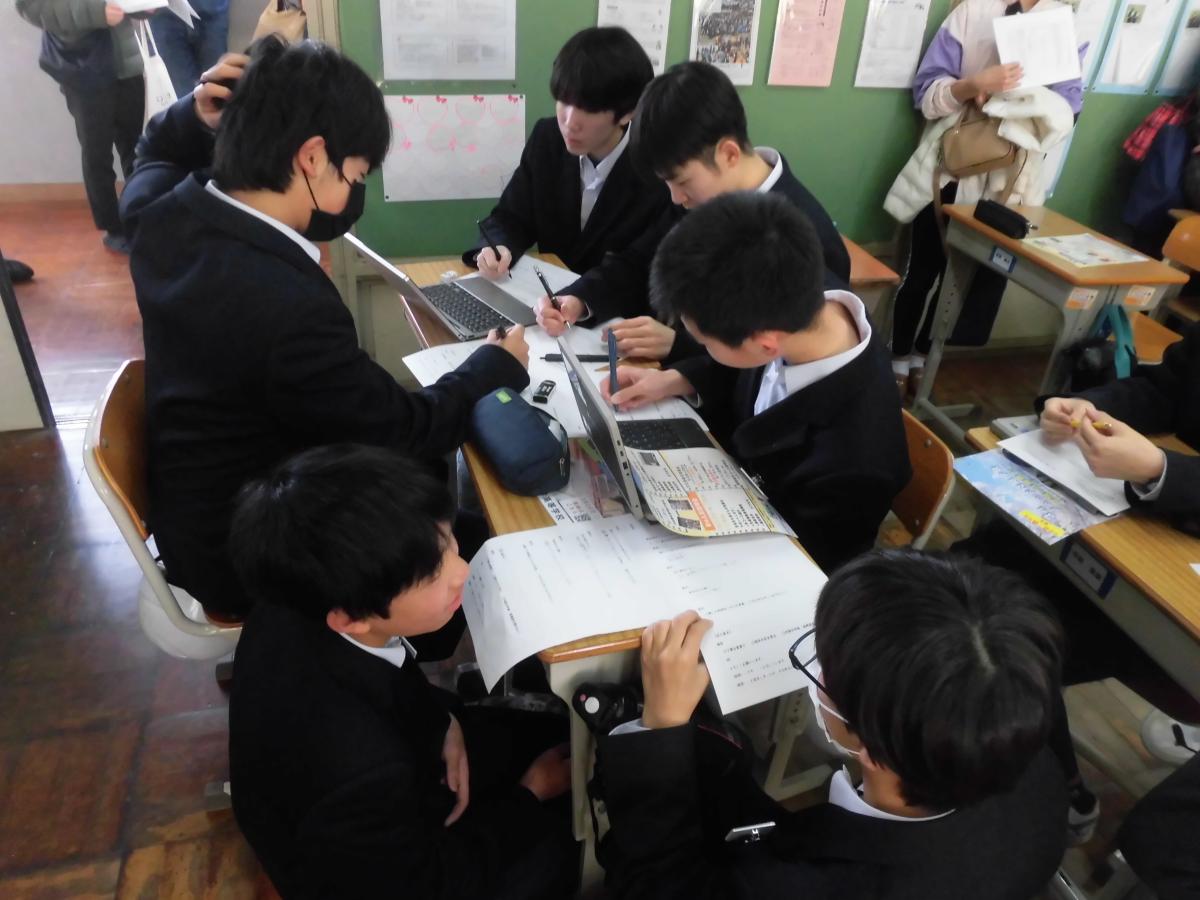 学年末授業参観・懇談会がありました。