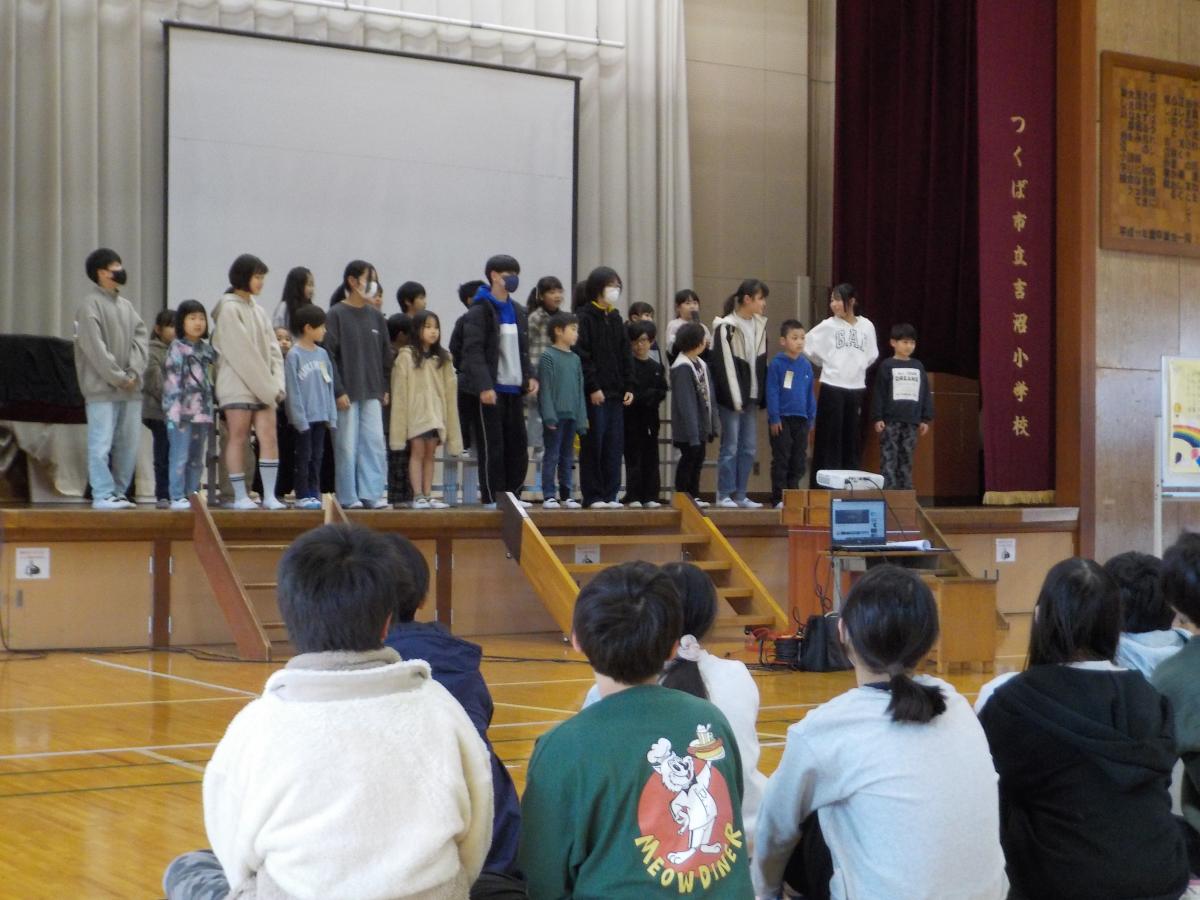 感謝の気持ちを形に!「6年生を送る会」