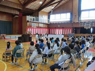 立派な態度で 修了式