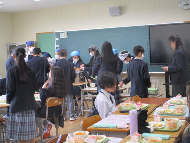 4月15日(水)7年生 給食