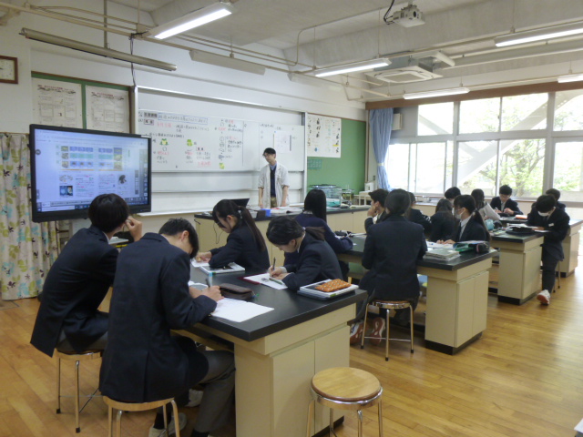 4月17日(金)9年生 理科
