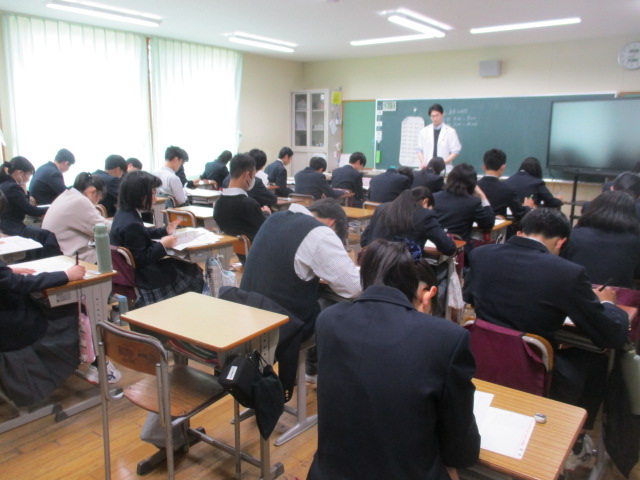 4月23日(木)9年生 全国学力・学習状況調査2日目