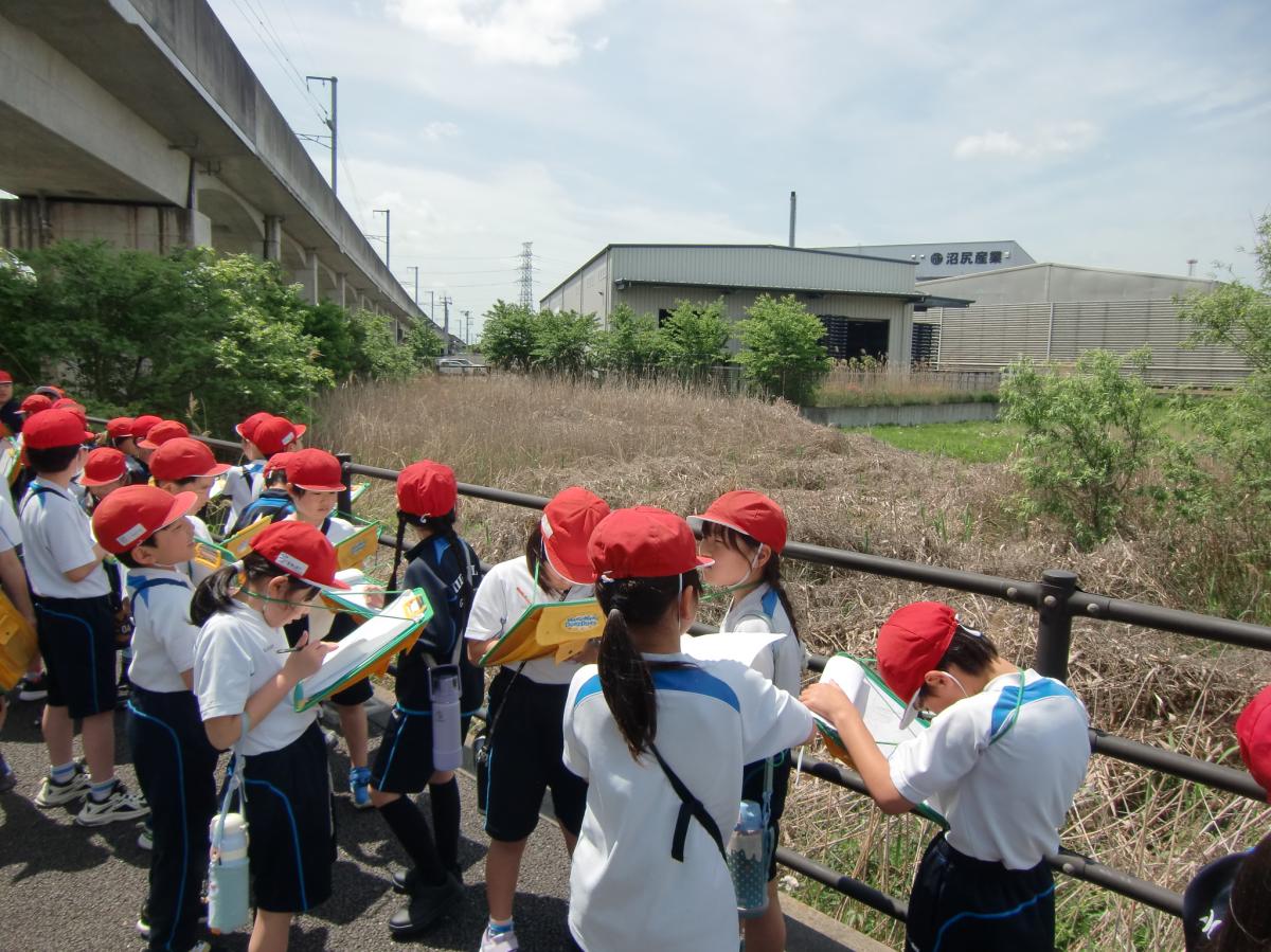 3年生町探検に行ってきました
