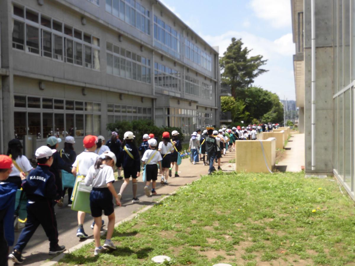 町探検に出発!