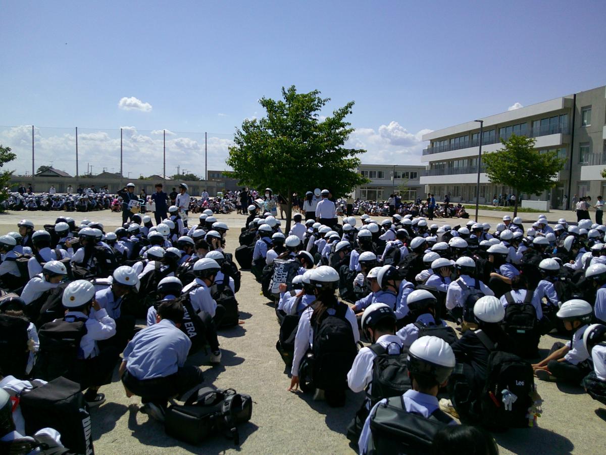 【7年生】 引き渡し訓練を行いました。