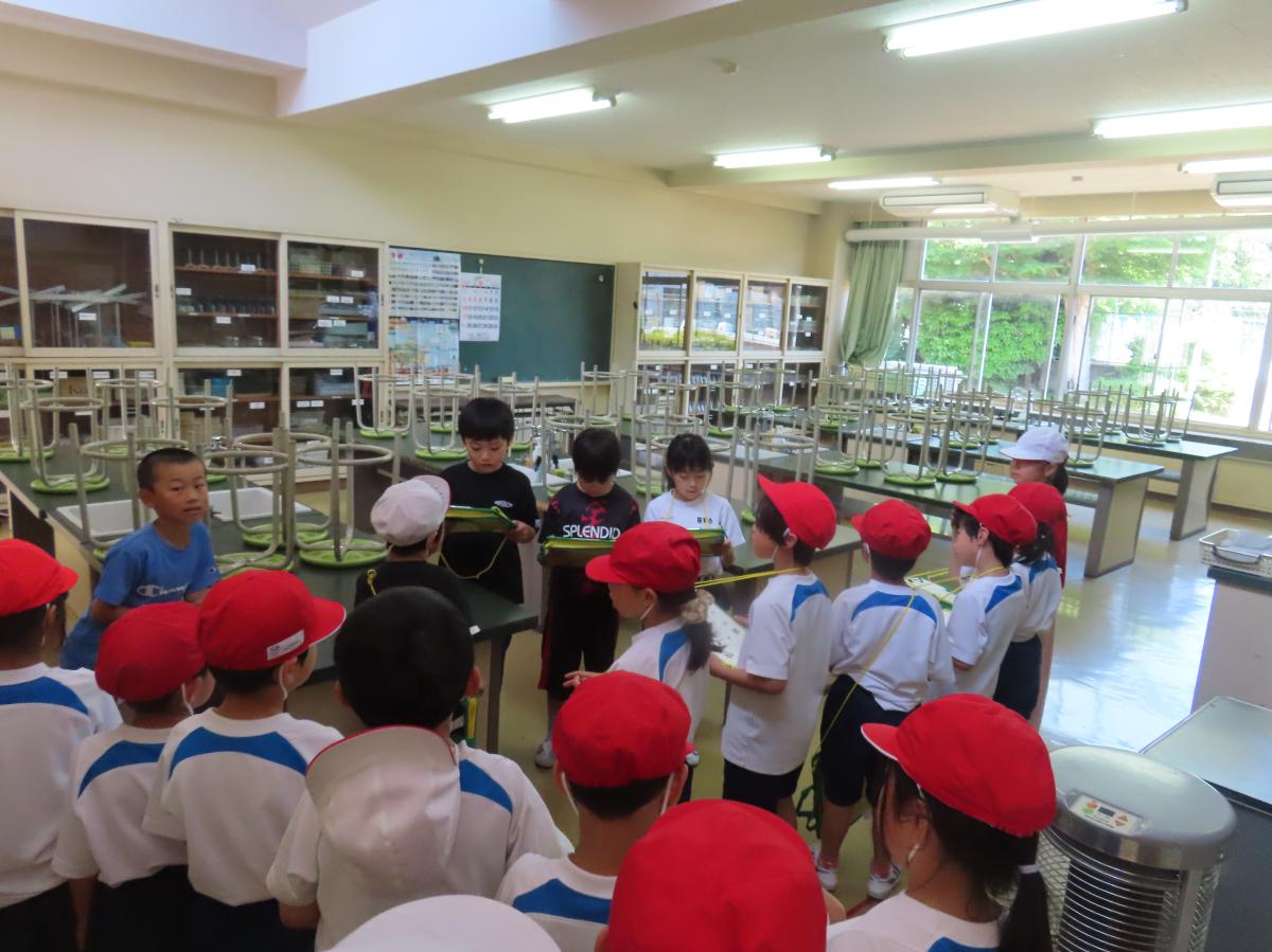 学校探検を行いました
