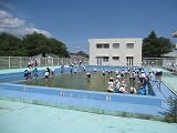 【5年生】「ヤゴ救出大作戦!」を実施しました。